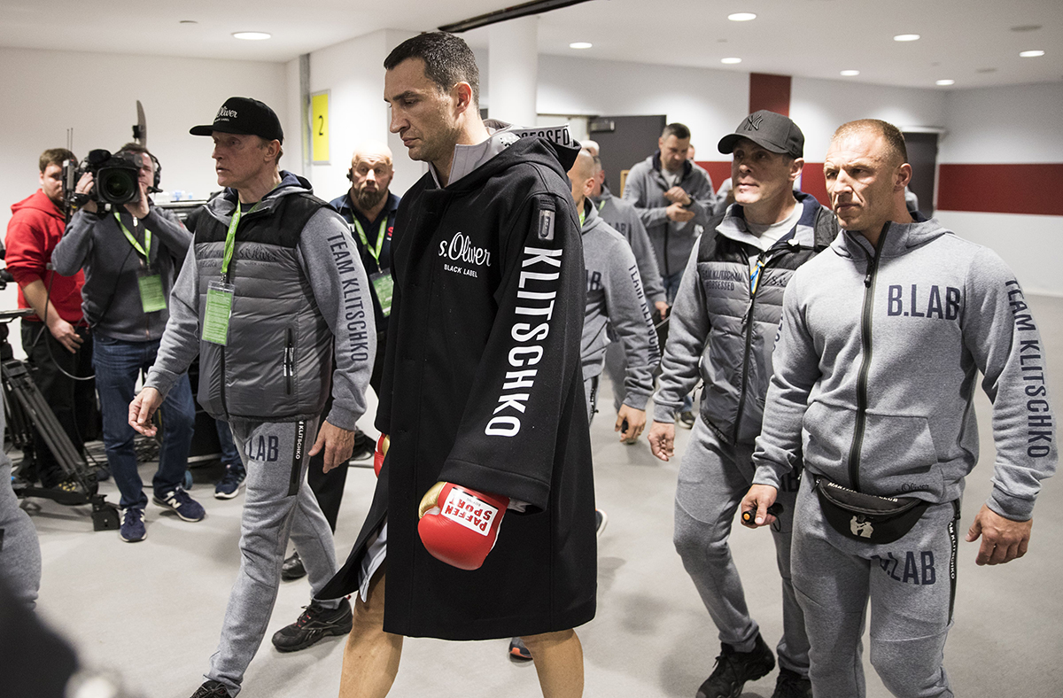 DURAN REFLECTS ON THE NIGHT KLITSCHKO LOST TO JOSHUA BUT CAPTURED THE CUTMAN’S HEART